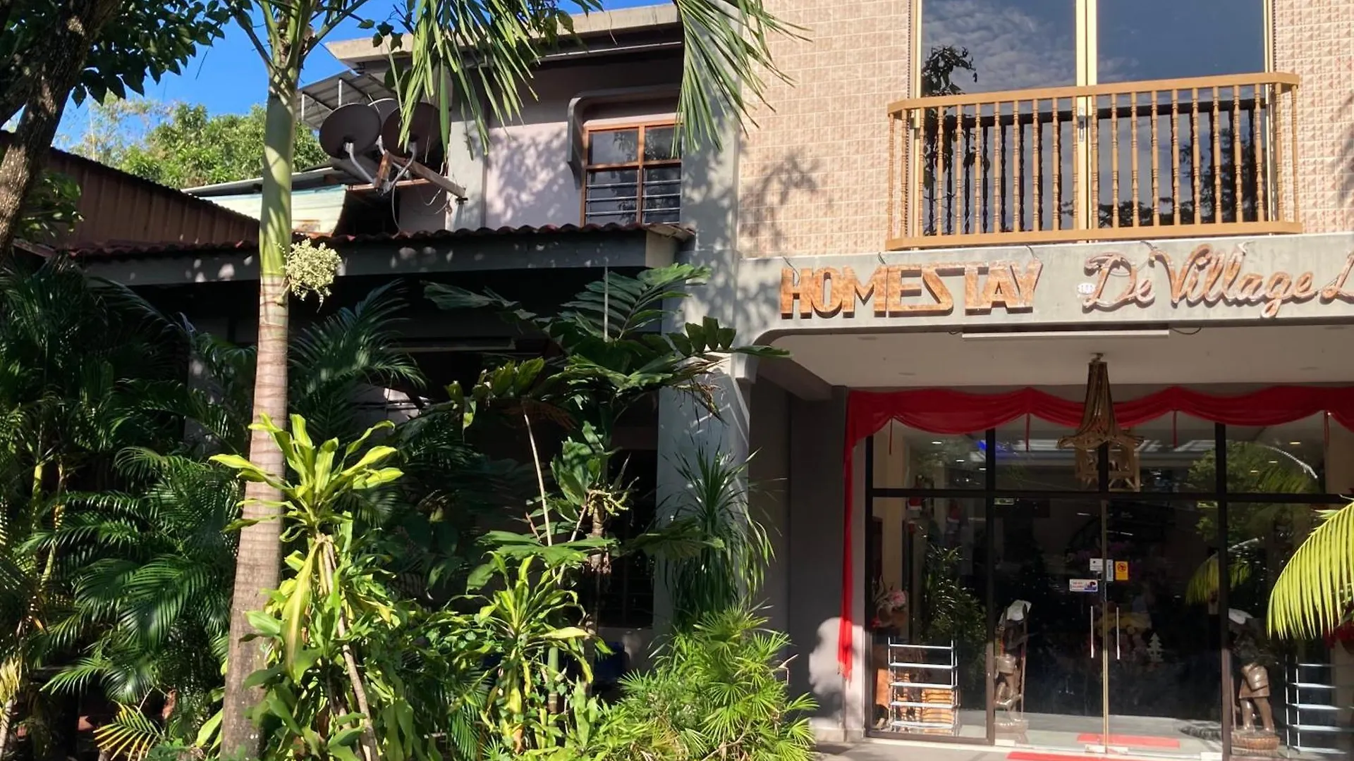 De Village Lodge Balik Pulau Homestay